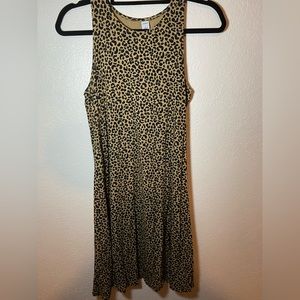 Pre loved great condition casual Oldnavy dress size S leopard print.6
